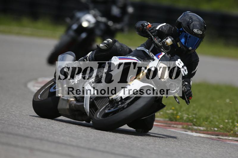 /Archiv-2024/29 12.06.2024 MOTO.CH Track Day ADR/Gruppe gelb/82